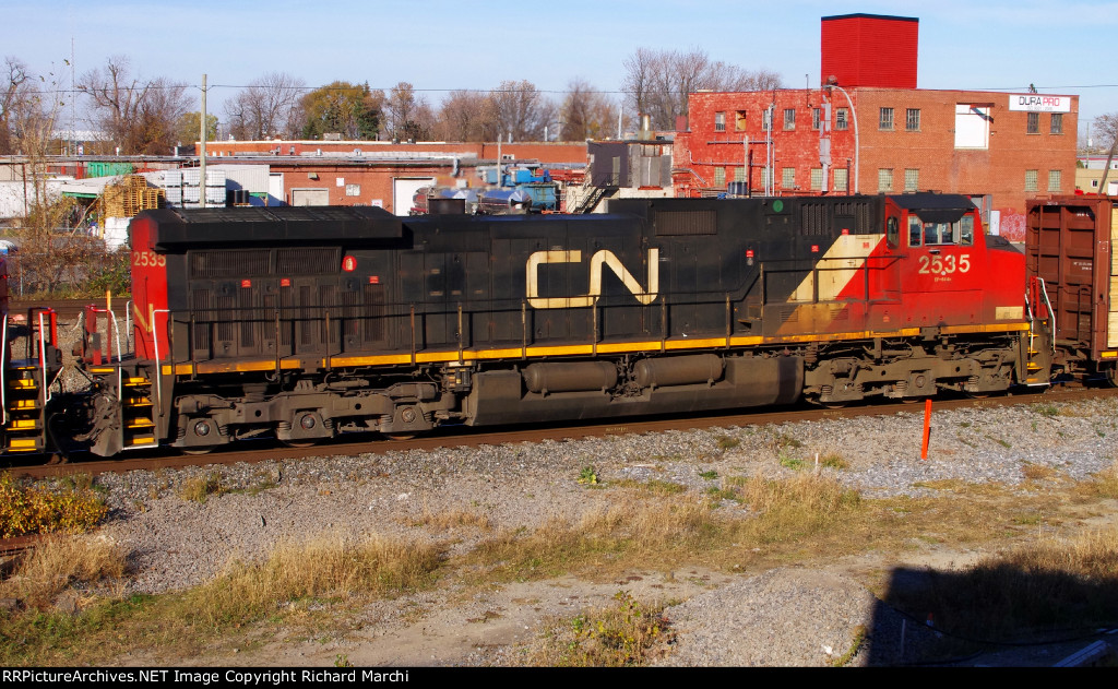 CN 2535
